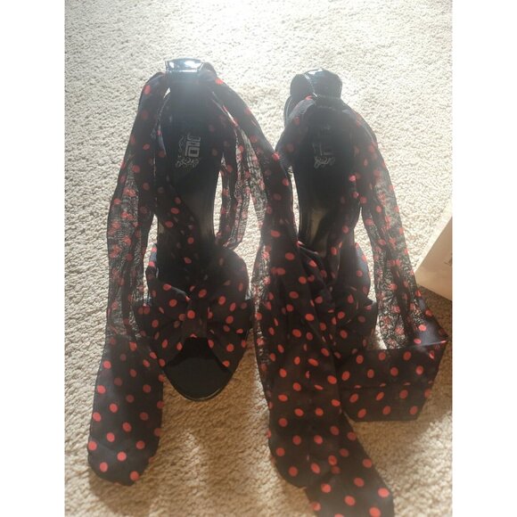 Jennifer Lopez Strappy Heels. Ankle Tie. Polka Dots. 8.5 - Picture 2 of 9
